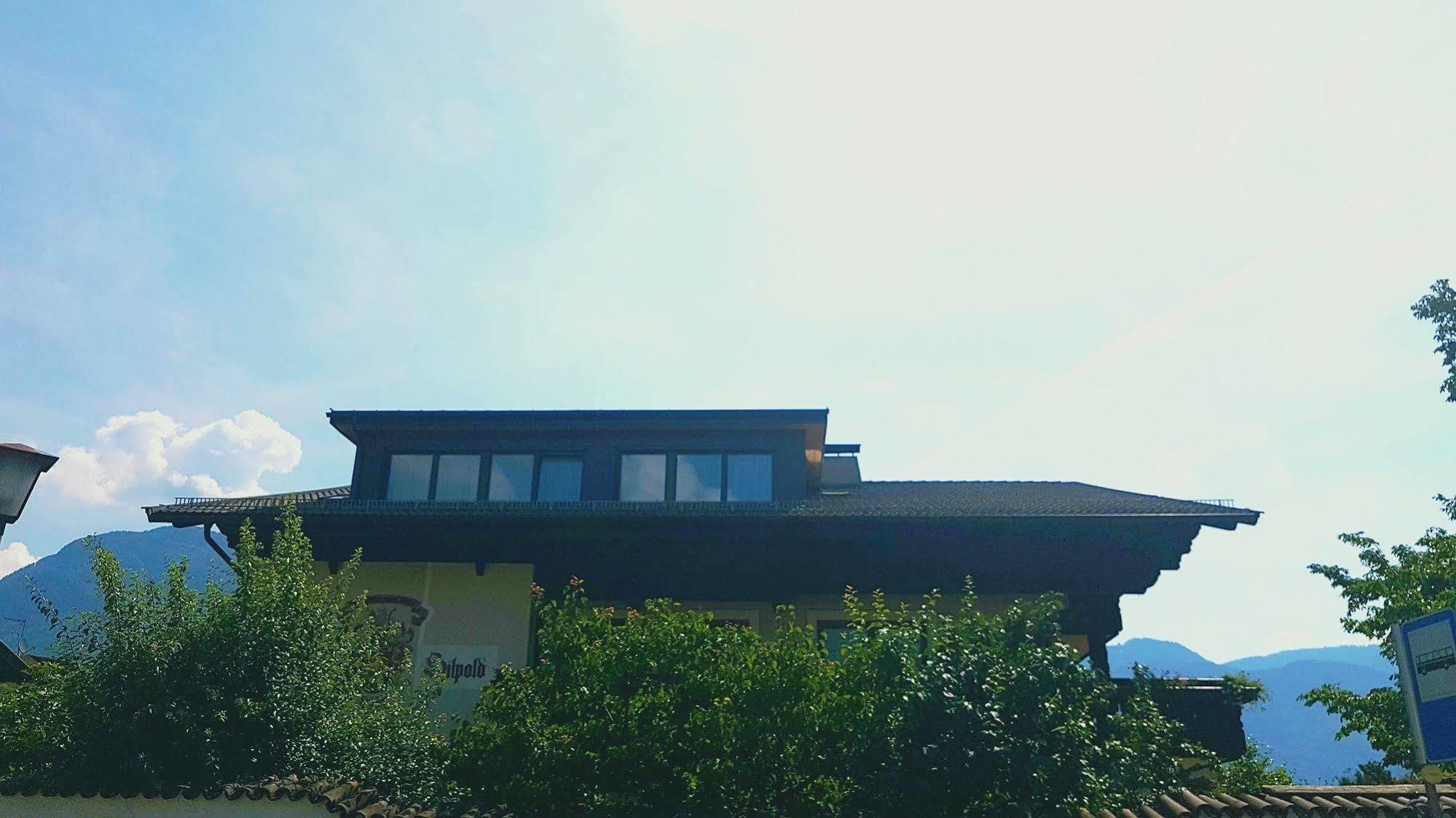 Bed&Breakfast Pension Hilpold Lana Esterno foto