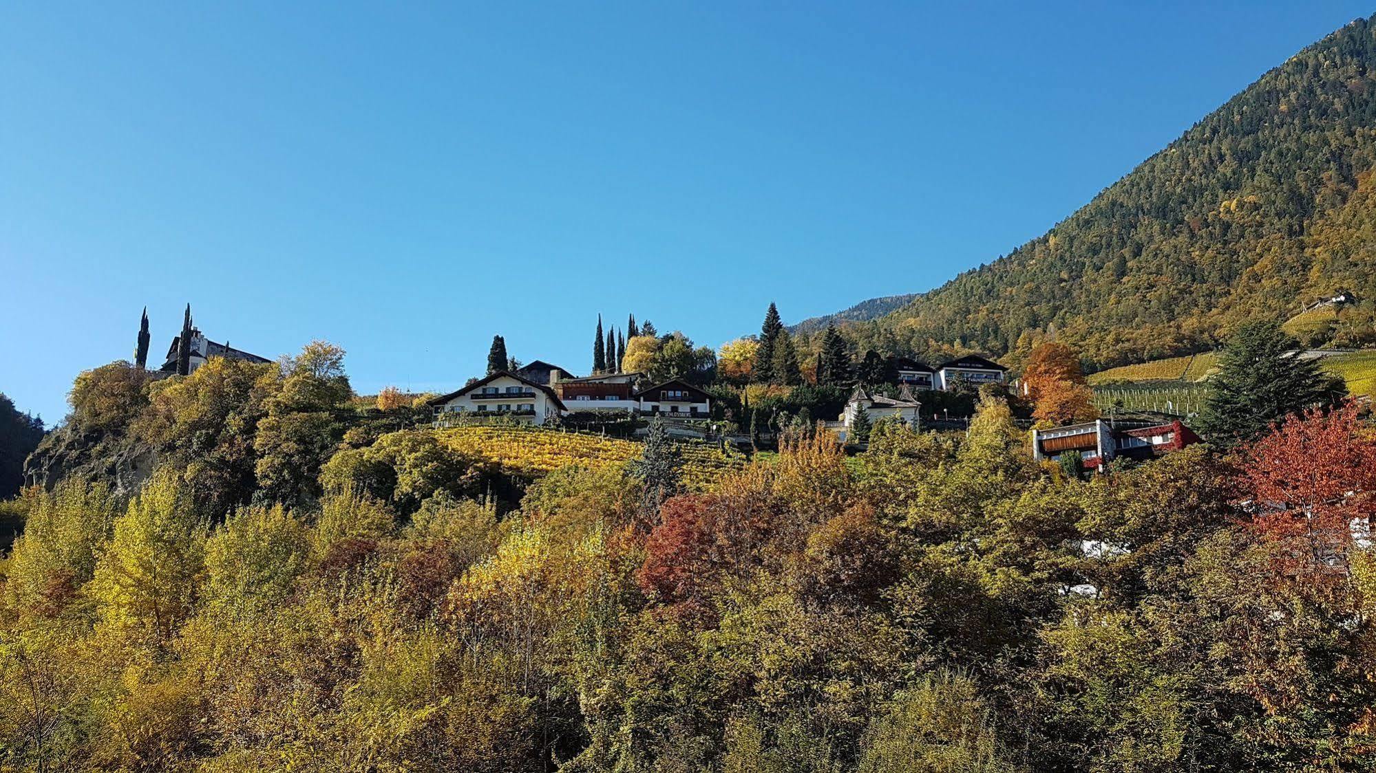 Bed&Breakfast Pension Hilpold Lana Esterno foto