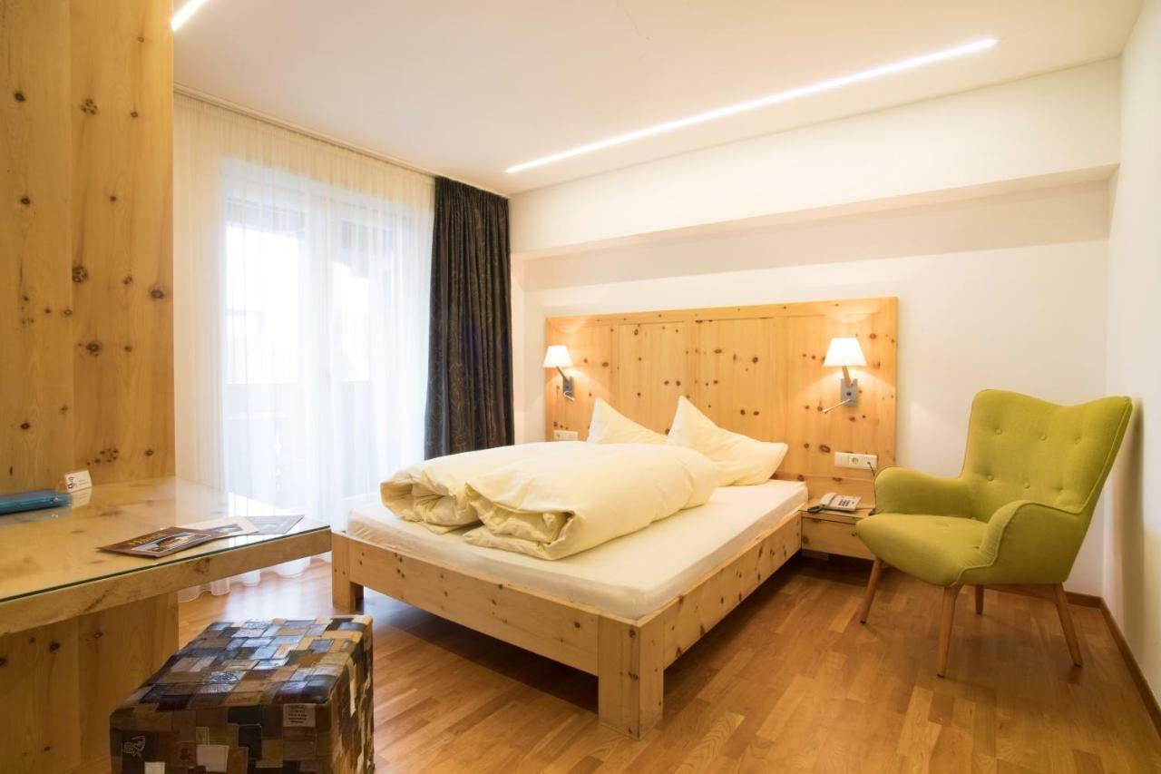 Bed&Breakfast Pension Hilpold Lana Esterno foto