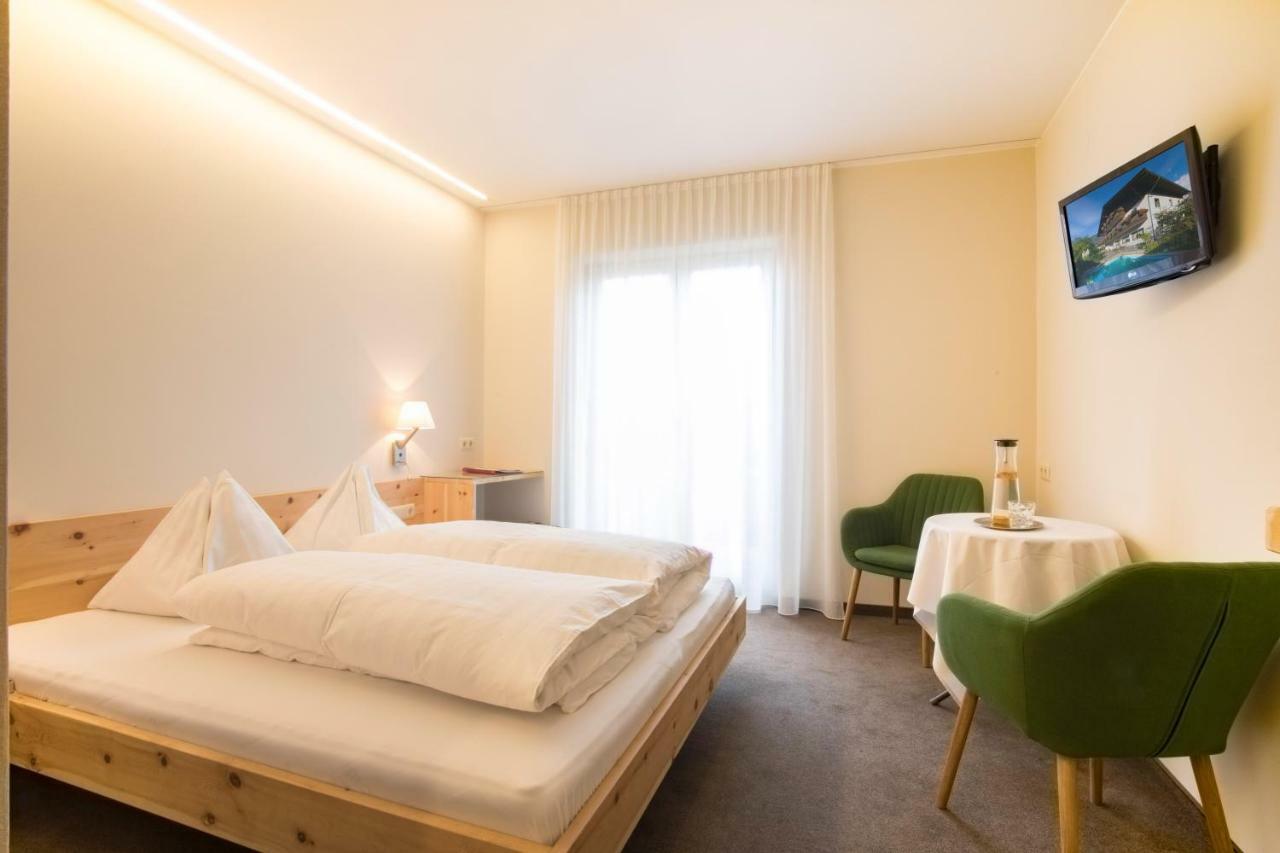 Bed&Breakfast Pension Hilpold Lana Esterno foto